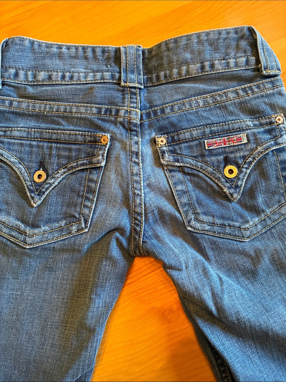 Hudson 2000’s size 25 low rise flare jeans - Picture 2 of 4